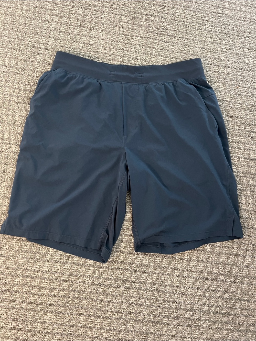 lululemon athletica Men's Dark Blue Athletic Shorts 7” inseam